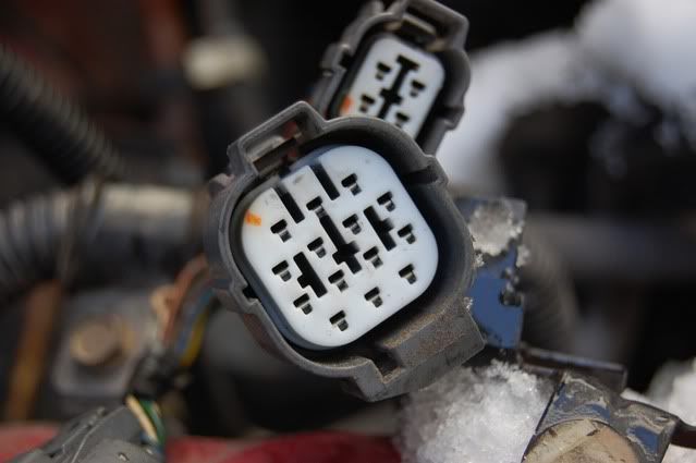 Which Color Wire In The Harness Powers The Servo Motor From The Ecu